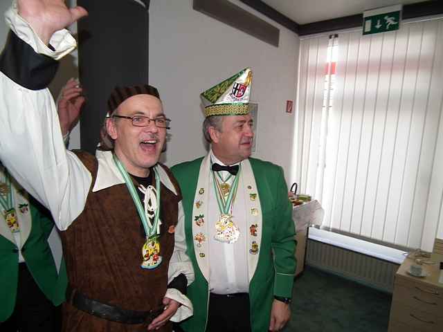 Weiberfastnacht bei den Banken