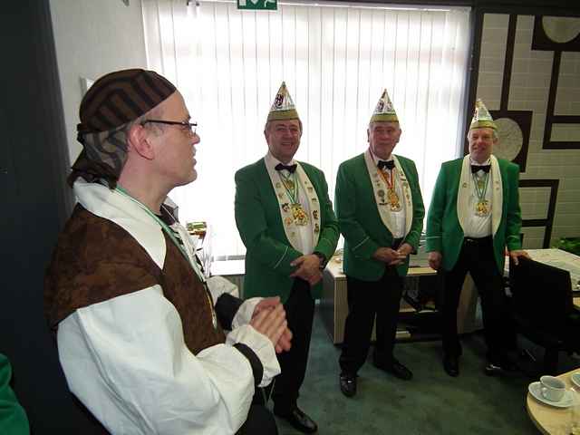 Weiberfastnacht bei den Banken