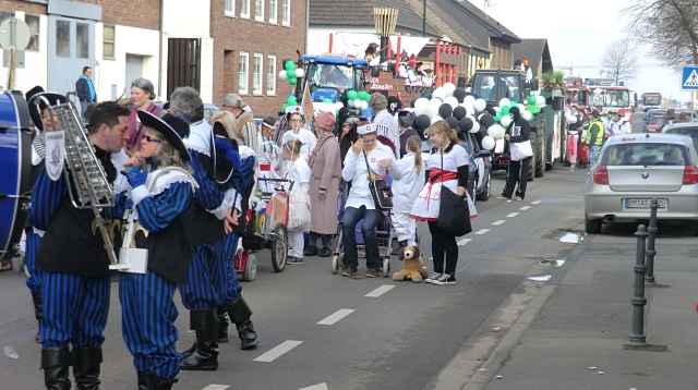 Karnevalszug 2014 - Bilder aus Bergerhausen