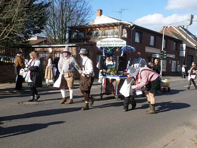 Karnevalszug 2014 - Bilder aus dem Oberdorf