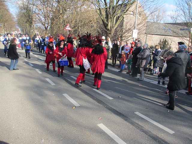 Karnevalszug 2014 - Bilder an der Kommandeursburg