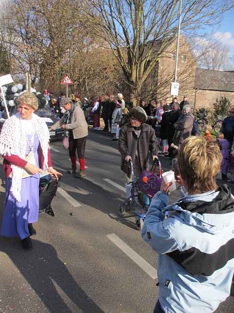 Karnevalszug 2014 - Bilder an der Kommandeursburg