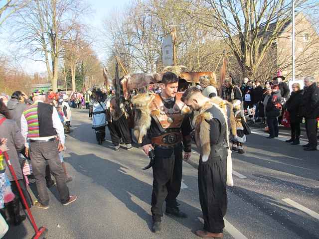 Karnevalszug 2015 - Bilder an der Kommandeursburg