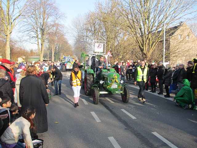 Karnevalszug 2015 - Bilder an der Kommandeursburg