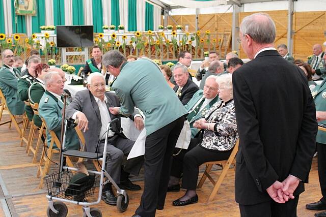 Messe und Ehrungen