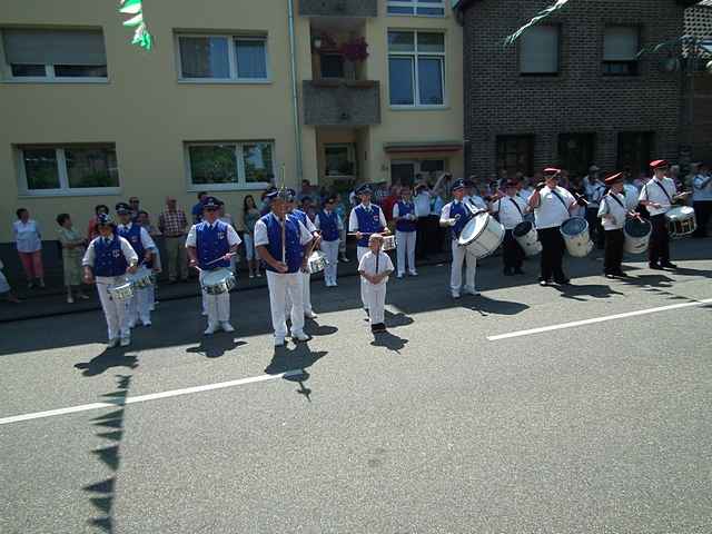 Schtzenzug durch Blatzheim