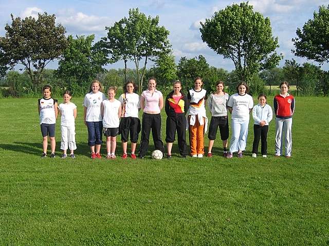 Fuball-Party der Fire Girls