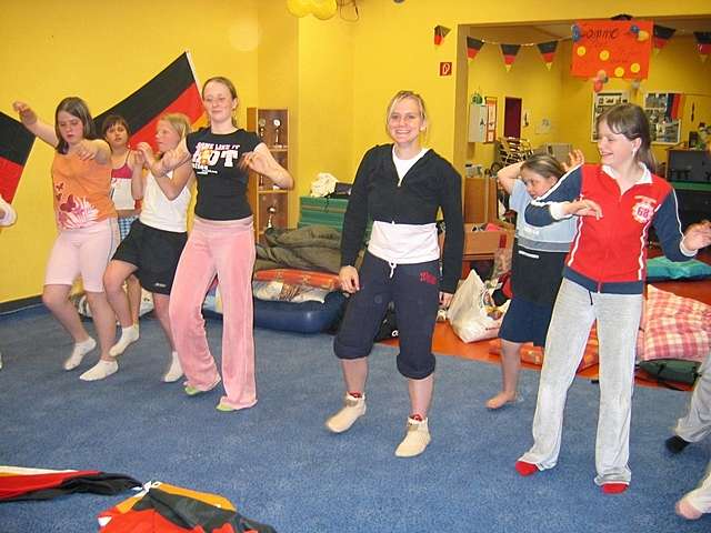 Fuball-Party der Fire Girls