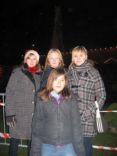 Fire-Girls beim Weihnachtsmarkt