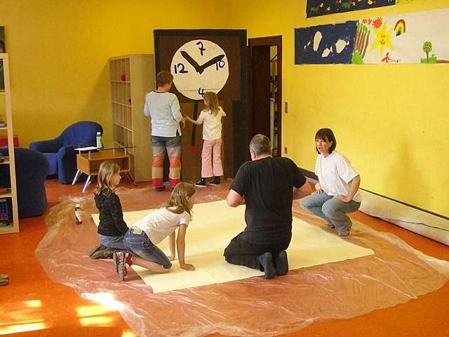 Kullissenbau im Juze