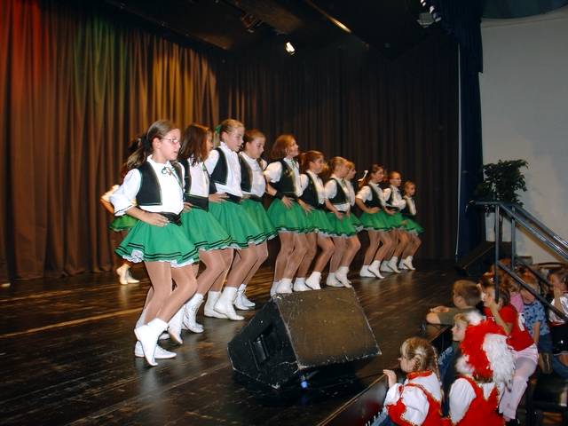 Tanzgruppe beim Blomekrvje