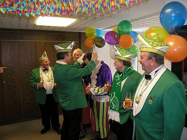 Weiberfastnacht bei der Volksbank