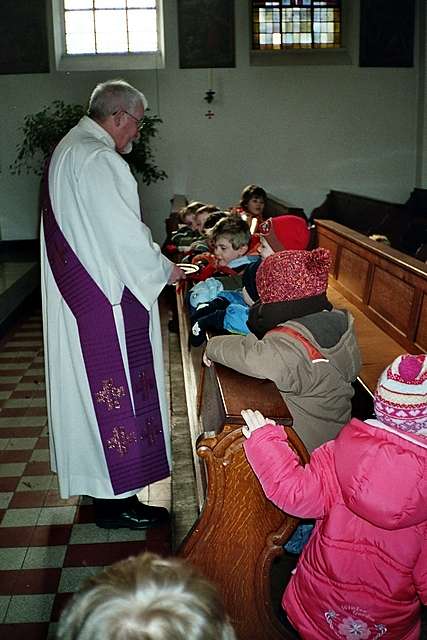 Aschenkreuz in der Kirche