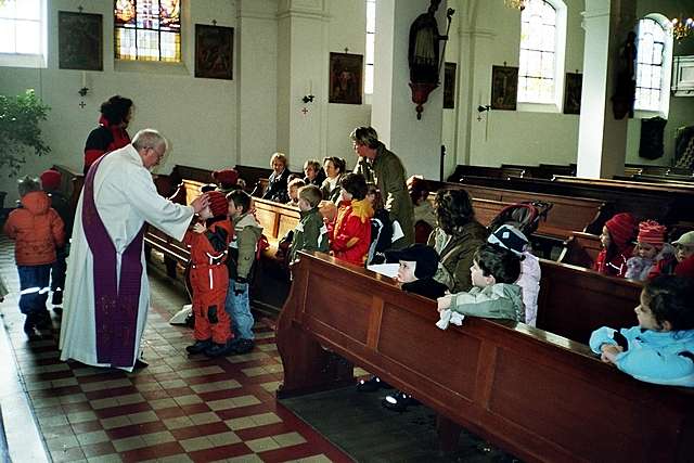 Aschenkreuz in der Kirche