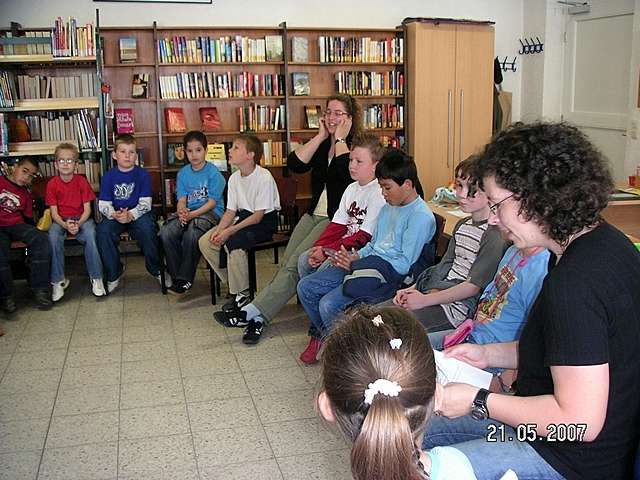 Klassenfhrung in der Bcherei