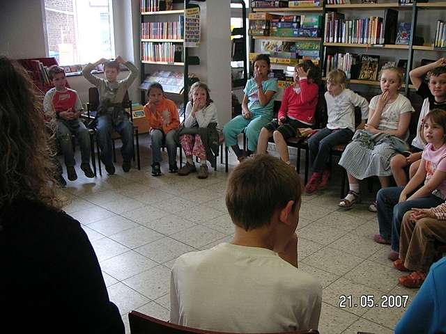 Klassenfhrung in der Bcherei