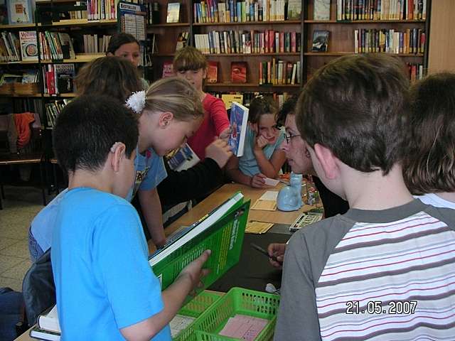 Klassenfhrung in der Bcherei