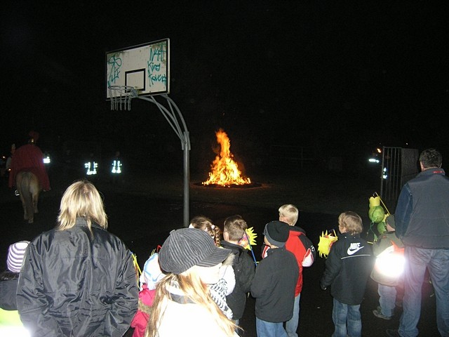 Martinszug der Grundschule 2008