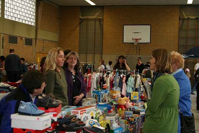 13. Kindersachen-Trdelmarkt