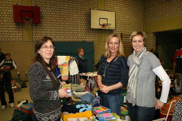 13. Kindersachen-Trdelmarkt