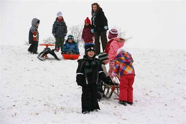 Rasselbande im Schnee