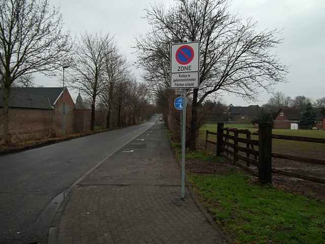 Halteverbotszone an der Kunibertusstrae