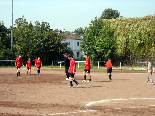 Unser Dorf spielt Fuball 2004