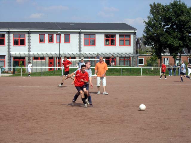 Unser Dorf spielt Fuball 2005