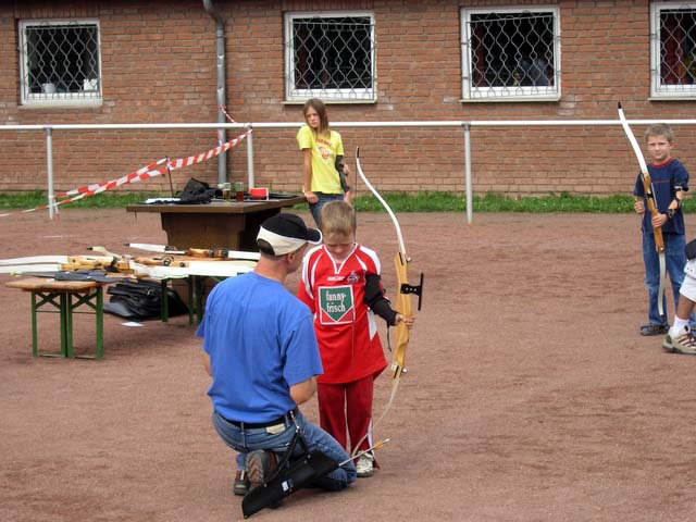 Unser Dorf spielt Fuball 2005