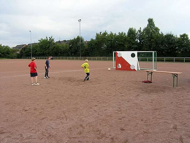 Unser Dorf spielt Fuball 2006