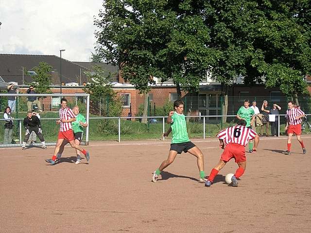 Unser Dorf spielt Fuball 2006