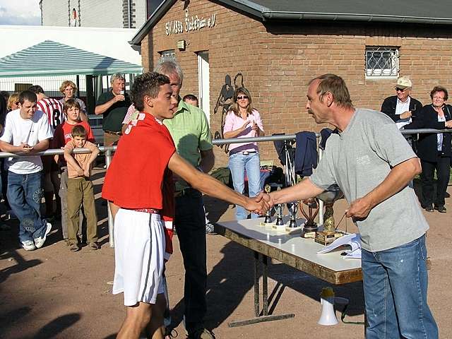 Unser Dorf spielt Fuball 2006