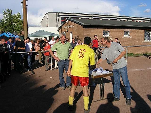 Unser Dorf spielt Fuball 2006