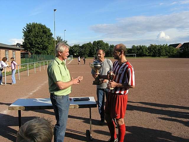 Unser Dorf spielt Fuball 2006