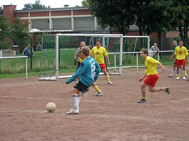 Unser Dorf spielt Fuball 2008