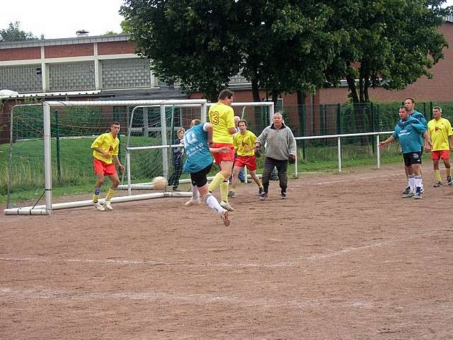 Unser Dorf spielt Fuball 2008