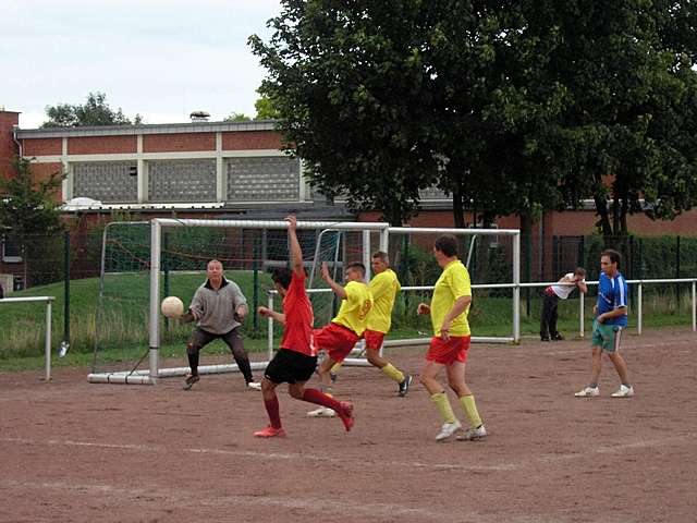 Unser Dorf spielt Fuball 2008