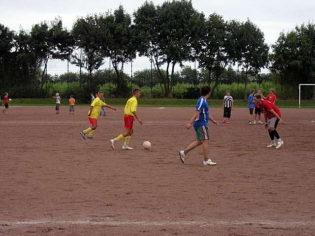 Unser Dorf spielt Fuball 2008