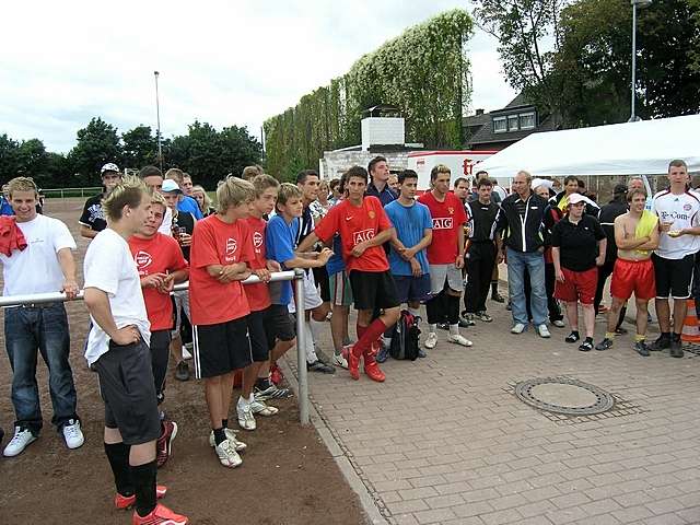 Unser Dorf spielt Fuball 2008