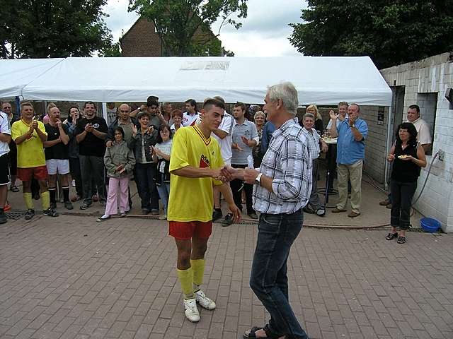 Unser Dorf spielt Fuball 2008