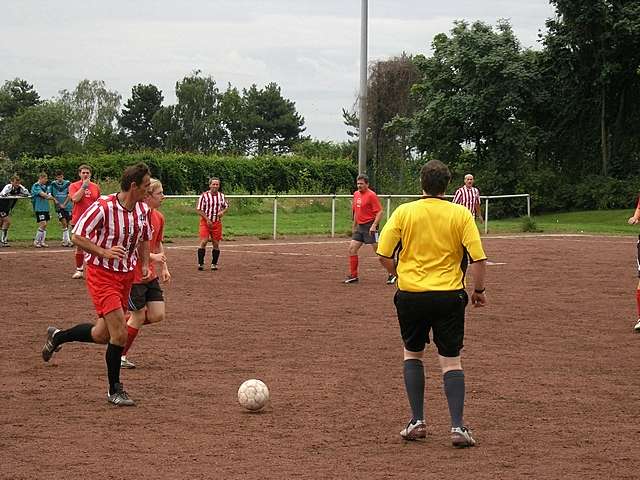 Unser Dorf spielt Fuball 2008