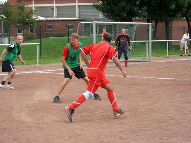 Unser Dorf spielt Fuball 2010