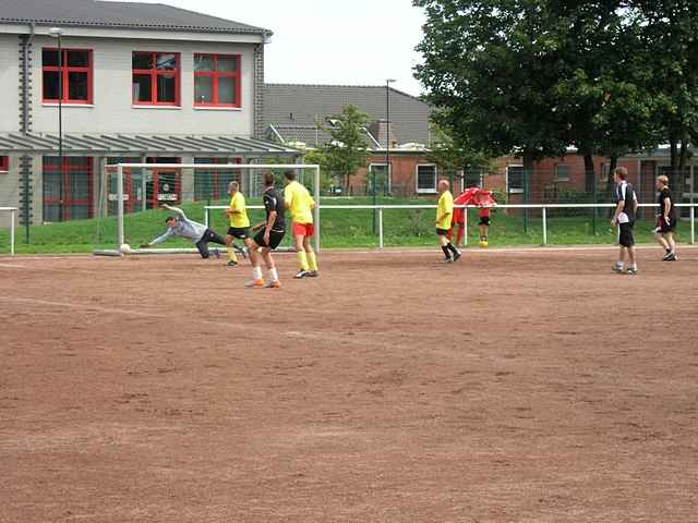 Unser Dorf spielt Fuball 2010