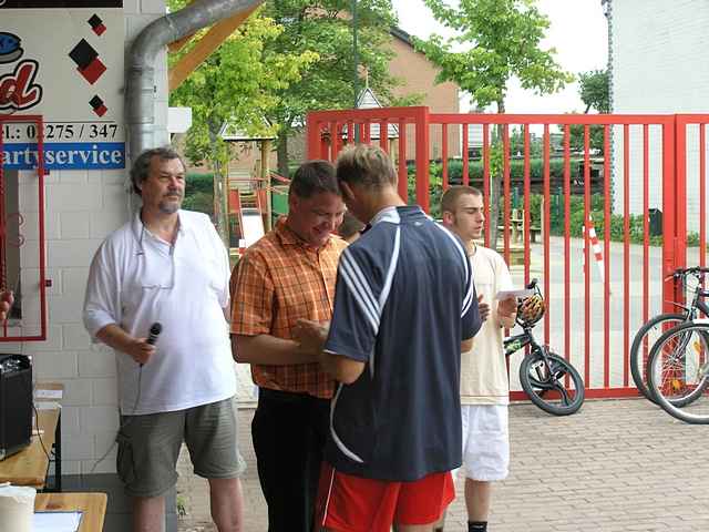 Unser Dorf spielt Fuball 2010