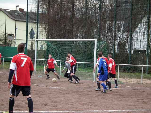 Spiel gegen Blau-Wei Kerpen