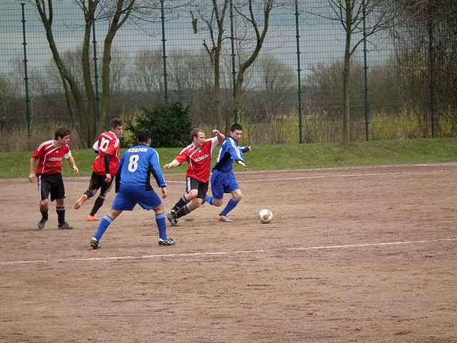 Spiel gegen Blau-Wei Kerpen