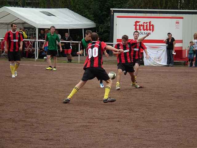Unser Dorf spielt Fuball 2011