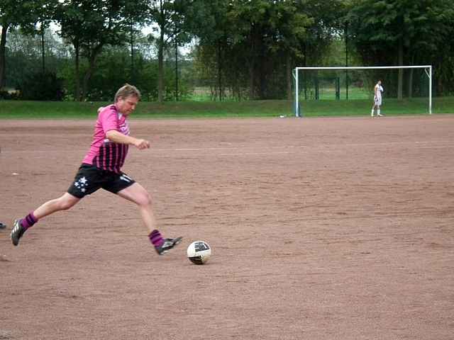 Unser Dorf spielt Fuball 2011