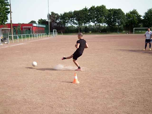 Unser Dorf spielt Fuball 201