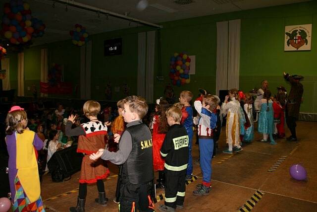 Weiberfastnacht in der Grundschule